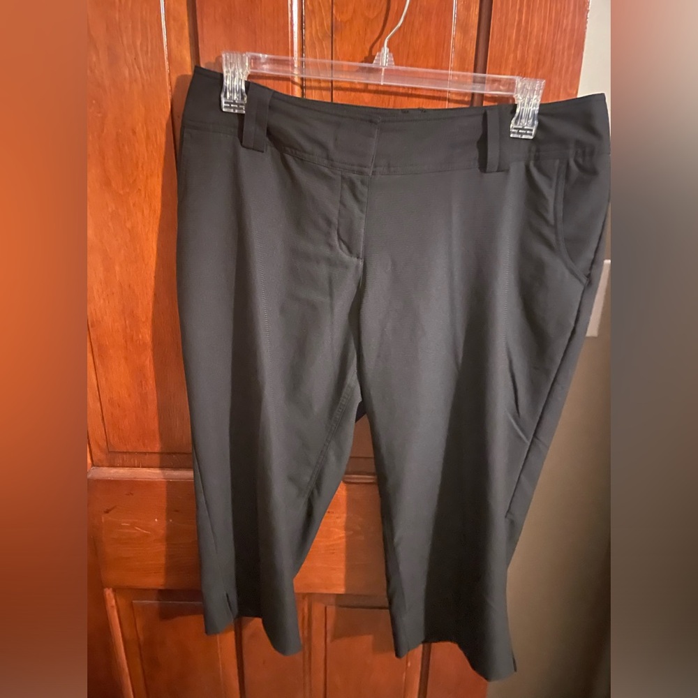 Adidas ClimaCool Ladies Black Capri Pants, Size 14